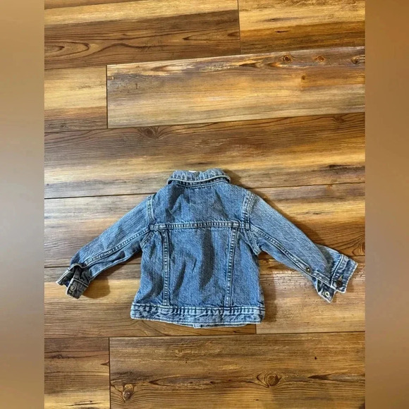 OSHKOSH B’gosh Baby Jean Jacket Size 12 months. NWOT - Picture 4 of 6